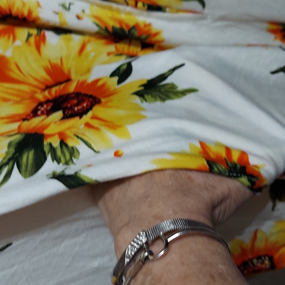 Hao MeiLi Collection Sunflower Dress Size L - Picture 5 of 5